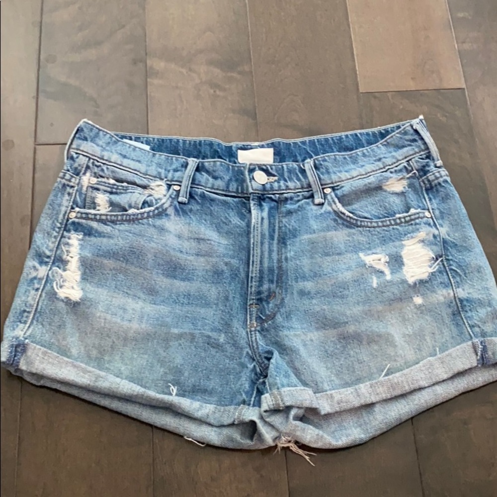 Mother teaser jean shorts size 28
